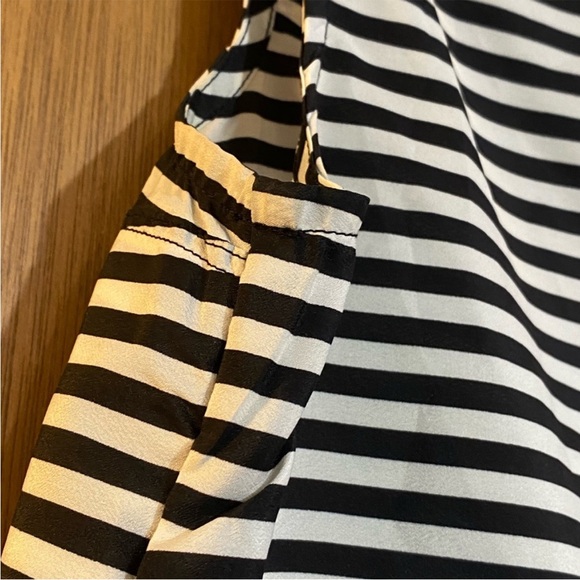 3/$15 Daisy Fuentes Black & White Striped Button Up Blouse - Picture 6 of 6